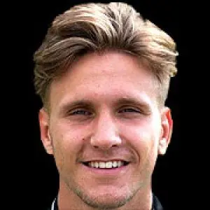 Calciomercato, il punto sulla lista over dell’U.S. Catanzaro 10 Stefano Scognamillo Calciomercato, il punto sulla lista over dell’U.S. Catanzaro