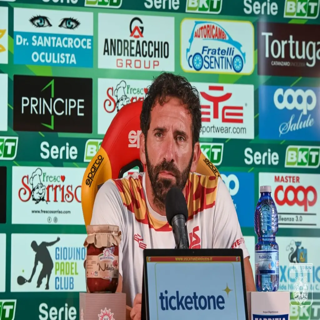 Catanzaro - Juve Stabia, i convocati: Caserta ritrova Scognamillo e Pittarello per Pagliuca out Pierobon 1 Fabio Caserta Catanzaro - Juve Stabia, i convocati: Caserta ritrova Scognamillo e Pittarello per Pagliuca out Pierobon